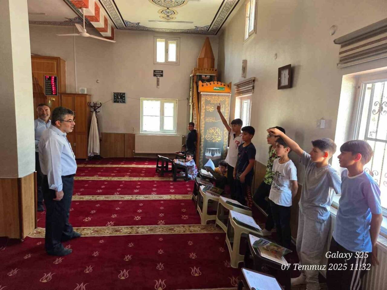 Van’ın İpekyolu İlçe Müftülüsü Fatih Tavlaşoğlu, ilçede faaliyet gösteren ‘Yaz