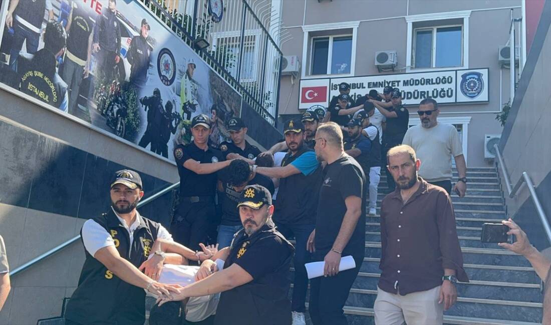 İSTANBUL (AA) – Ümraniye’de bir kişinin hayatını kaybettiği silahlı saldırıya