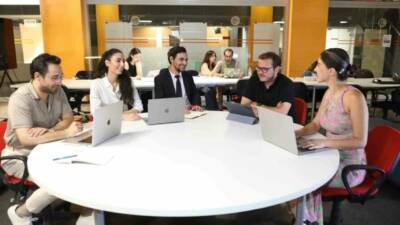 İzmir Ekonomi Üniversitesi (İEÜ), lisansüstü eğitim alarak akademik kariyerlerini güçlendirmek