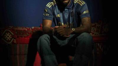 Fenerbahçe, Al Nassr’ın Kolombiyalı golcüsü Jhon Duran’ı 1 yıllığına kiraladı.