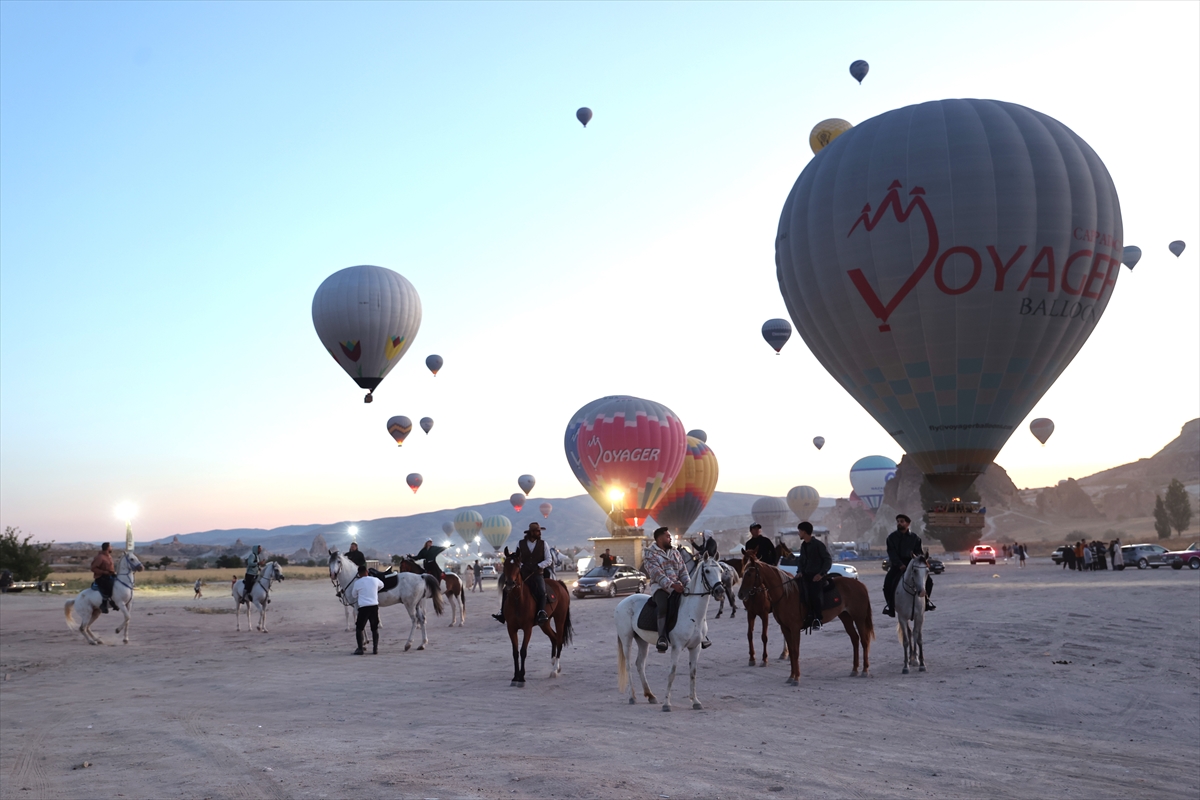 NEVŞEHİR (AA) – Nevşehir’in Göreme beldesinde, “Kapadokya At ve Atçılık