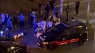 İstanbul Esenyurt’ta bir motosiklet ile otomobilin karıştığı kaza sonrası çıkan