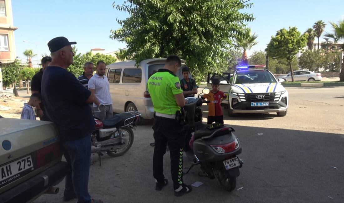 KİLİS (AA) – Kilis’te iki motosikletin çarpışması sonucu 3 kişi