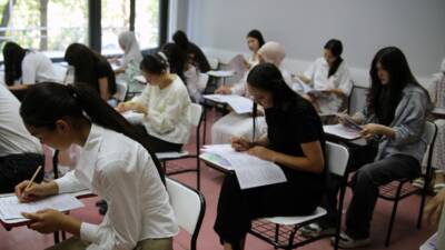 BİŞKEK (AA) – Kırgızistan’da, 15 binden fazla öğrenci, Türkiye ile