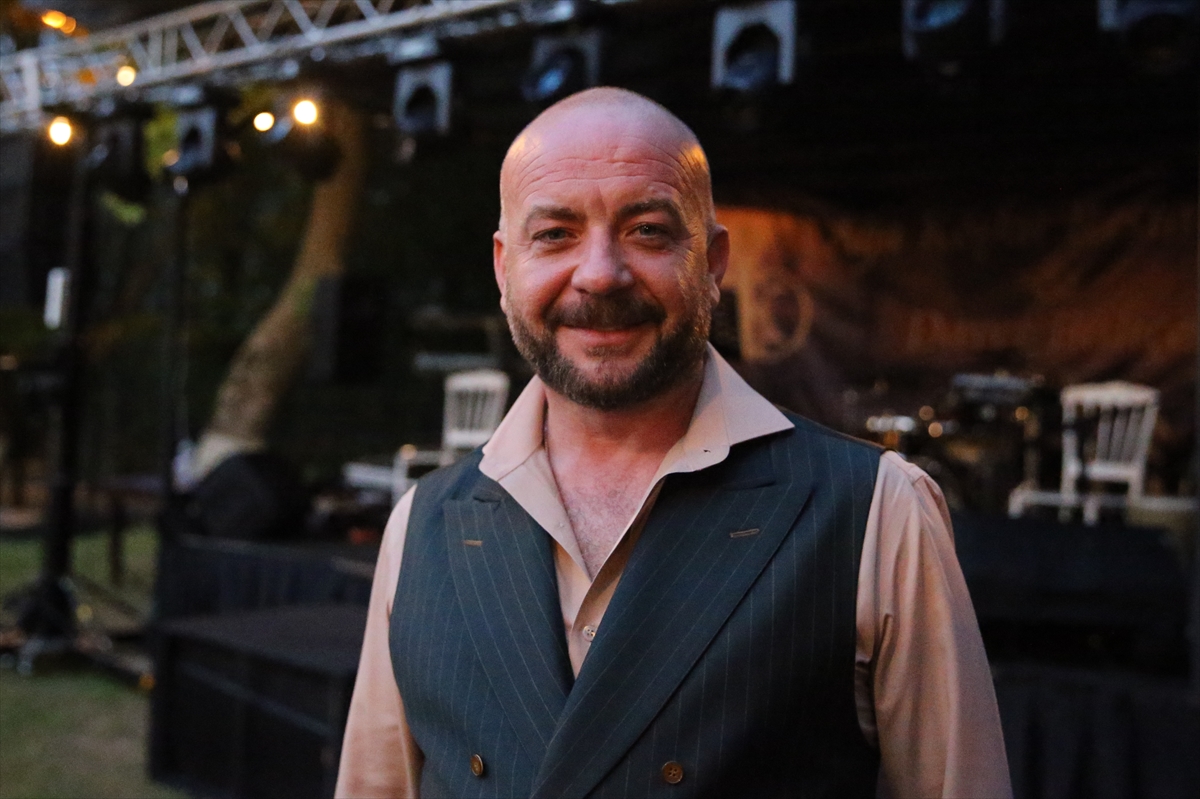 - Ufuk Özünlü:
- "665 ve 666'ya da niyetim var. O