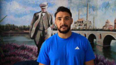 - Başpehlivan Mustafa Taş:
- "Dere yatağı susuz kalmazmış. Büyük dedemizden