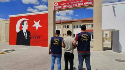 KIRŞEHİR (İHA) – Kırşehir’de çeşitli suçlardan hakkında 8 yıl 9