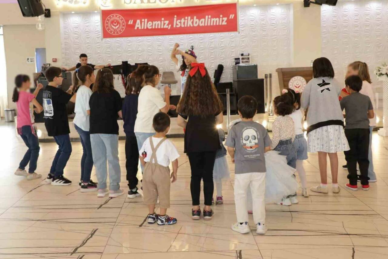 Kütahya Aile ve Sosyal Hizmetler İl Müdürlüğü tarafından “Koruyucu Aile