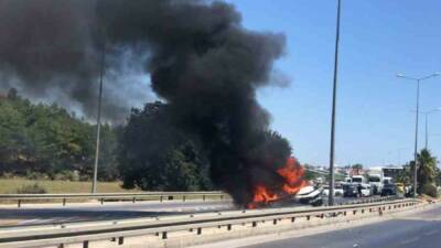 Antalya’nın Manavgat ilçesinde bariyerlere çarpıp alev alarak yanan araçtaki 2