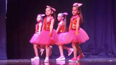 Mersin’de yıl boyunca eğitim alan çocuklar ve gençler, düzenlenen yıl