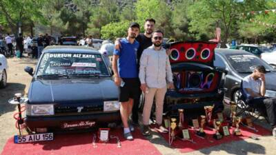 Türkiye’nin dört bir yanından gelen modifiye araç tutkunları, yaklaşık bin