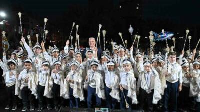 Muratpaşa Belediyesi’nin her yıl ihtiyaç sahibi ailelerin çocukları için düzenlediği