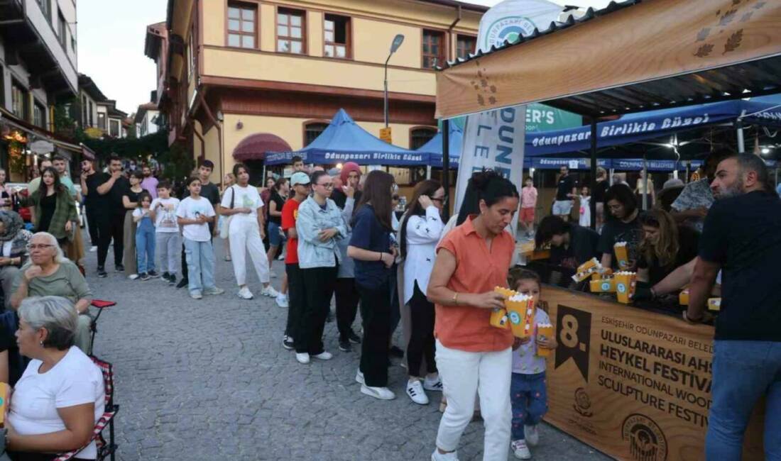Odunpazarı Belediyesi, yaz akşamlarını kültür ve sanatla buluşturmaya yönelik etkinliklerine
