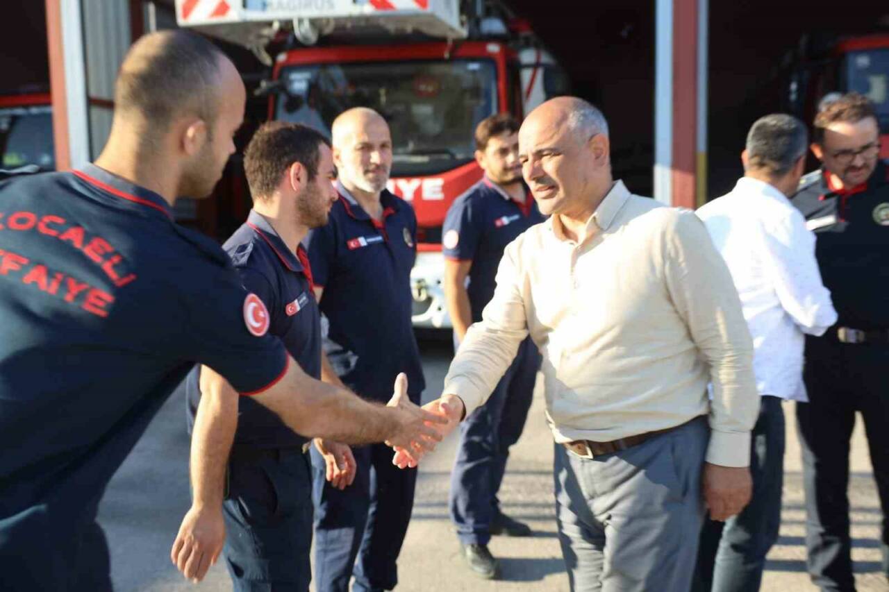 Körfez Belediye Başkanı Şener Söğüt, geçtiğimiz hafta önce Körfez’de ardından