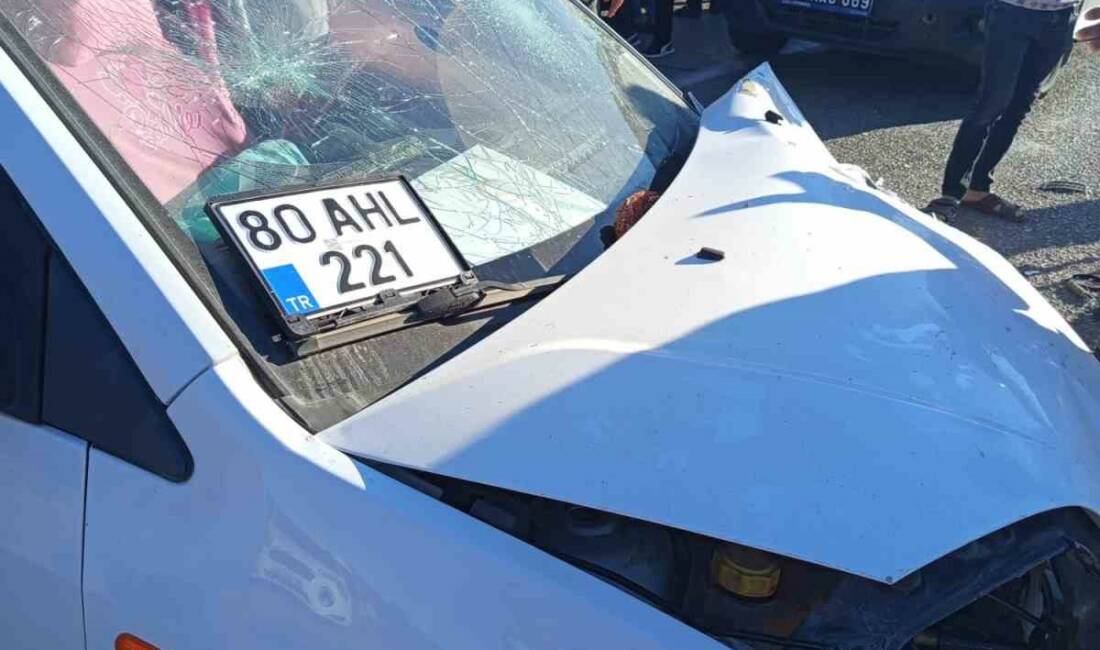 Osmaniye’nin Düziçi ilçesinde otomobil ile motosikletin çarpışması neticesinde meydana gelen