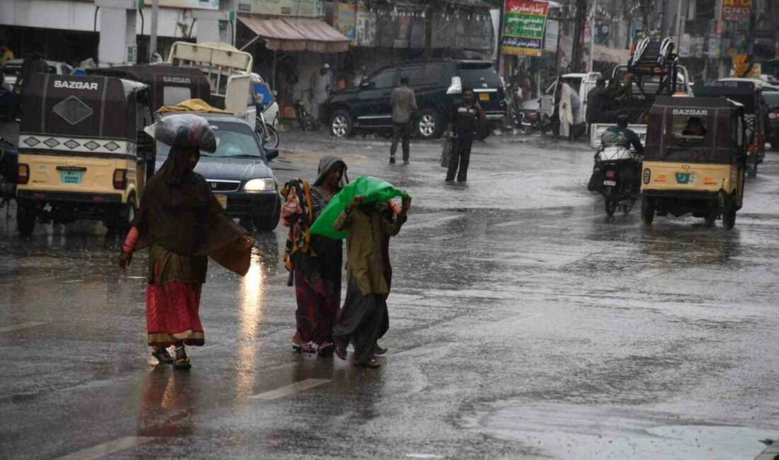 Pakistan’da son 10 gündür ülkenin farklı eyaletlerinde etkili olan muson
