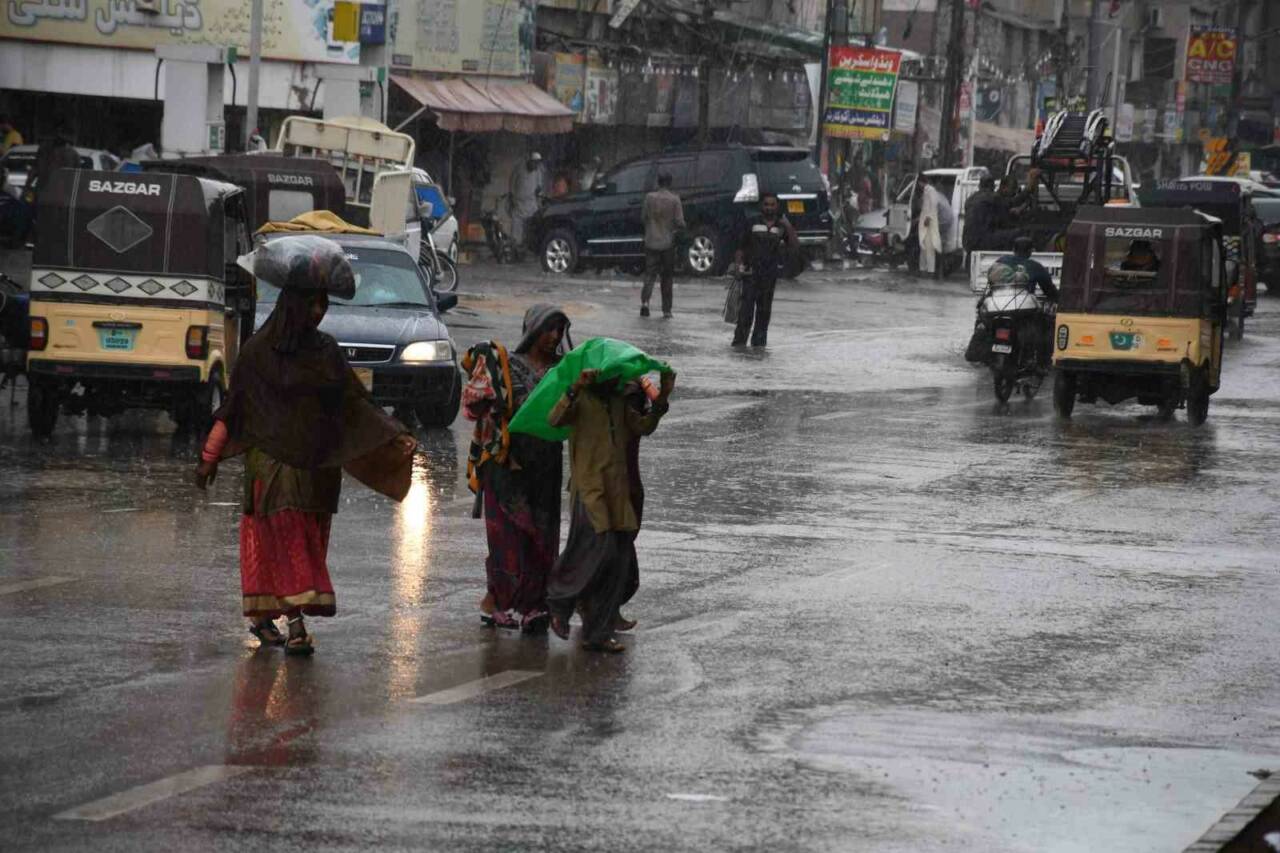 Pakistan’da son 10 gündür ülkenin farklı eyaletlerinde etkili olan muson