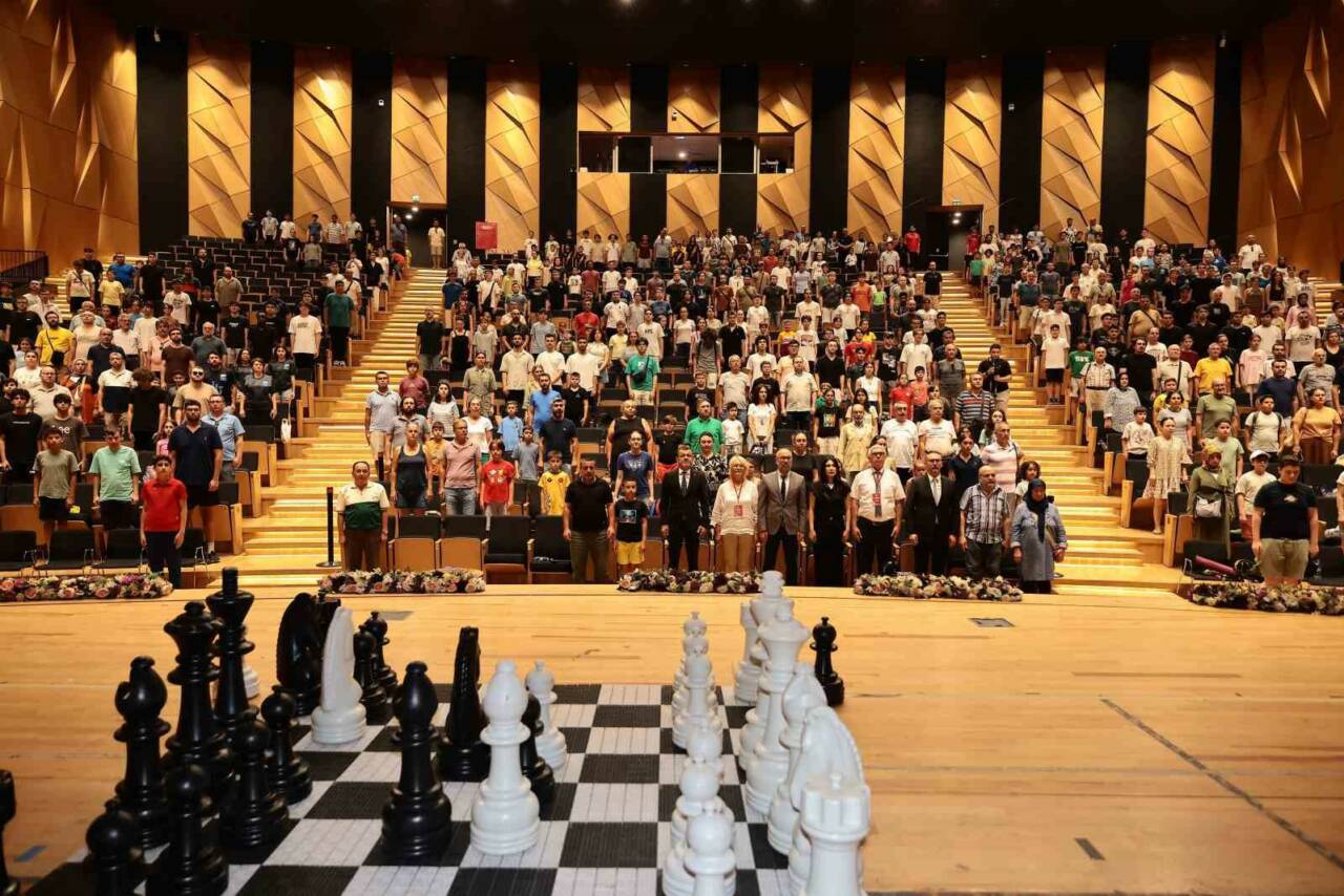 Bu yıl ilki düzenlenen Pamukkale Uluslararası Açık Satranç Turnuvası başladı.