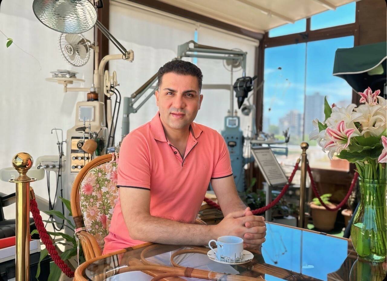 Uzman Diş Hekimi ve Ağız Diş Çene Cerrahı Prof. Dr.