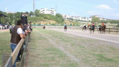 Türkiye’nin dört bir yanından rahvan at yarışçıları, 13 Temmuz Pazar