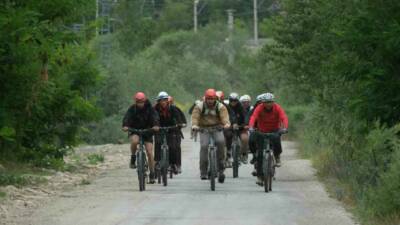 Erzurum Valiliği koordinesinde, gençlerin doğayla iç içe, ekip ruhu içerisinde