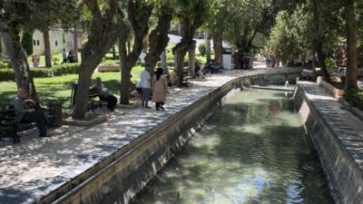 ŞANLIURFA (AA) – Şanlıurfa’da etkili olan sıcak hava hayatı olumsuz