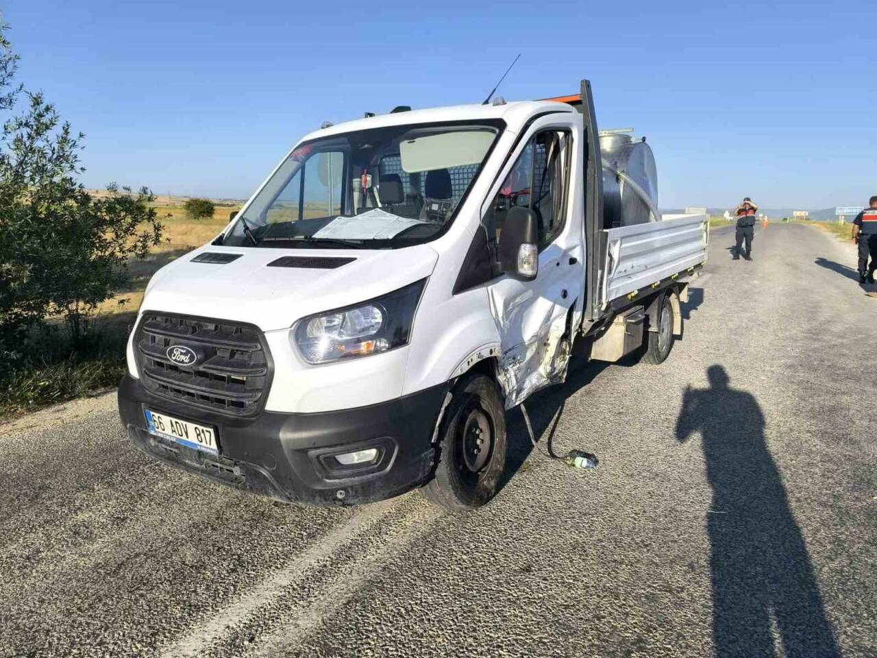 Yozgat’ın Sarıkaya ilçesinde kamyonet ile hafif ticari aracın çarpıştığı kazada