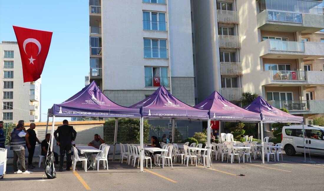 İZMİR (AA) – Pençe-Kilit Harekat bölgesinde bir mağarada arama tarama