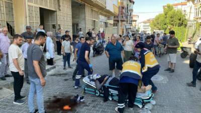 Manisa’nın Kula ilçesinde dengesini kaybetmesi sonucu seyir halindeki motosikletten düşen