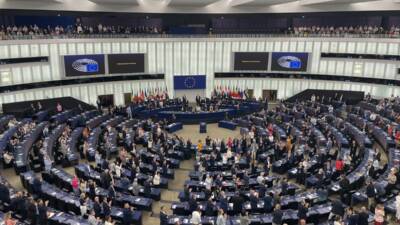 - Sosyalistler ve Demokratlar İlerici İttifakı Grubundan Slovenyalı milletvekili Matjaz