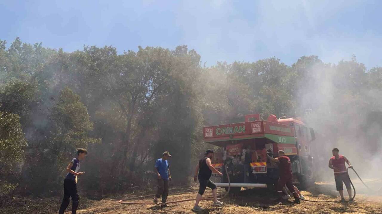 Balıkesir’in Susurluk ilçesine bağlı Dereköy Mahallesi’nde arazi ve makilik alanda
