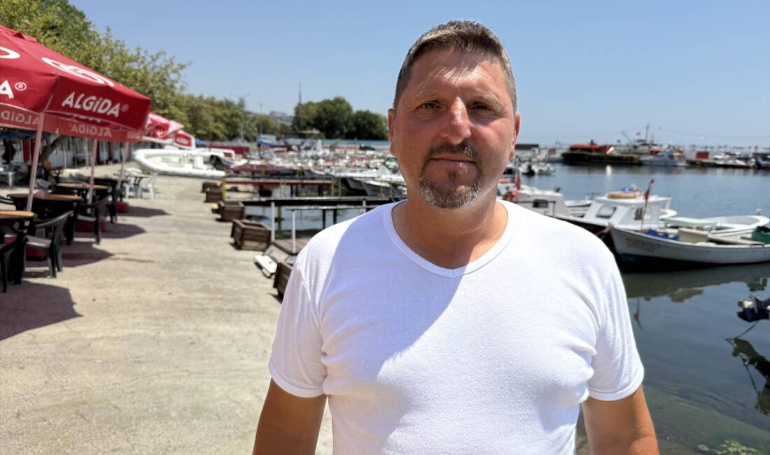TEKİRDAĞ (AA) – Tekirdağ’da Marmara Denizi’ne açılan küçük tekne balıkçılarının