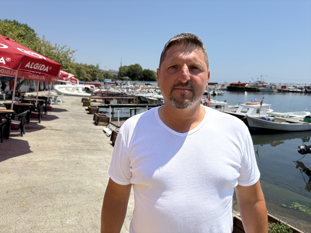 TEKİRDAĞ (AA) – Tekirdağ’da Marmara Denizi’ne açılan küçük tekne balıkçılarının