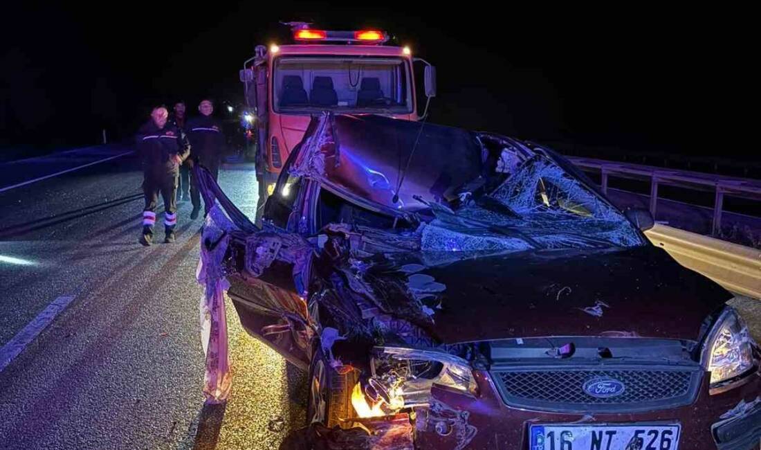 Afyonkarahisar’da tır ile otomobilin çarpışması sonucu yasana trafik kazasında 4