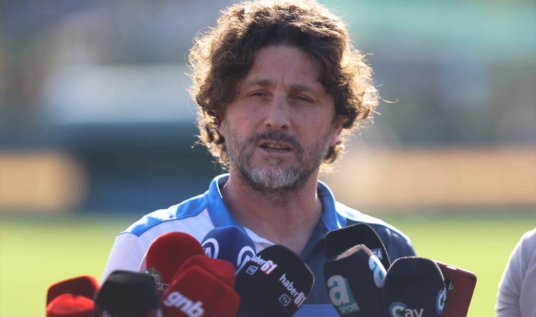 - "Hedefe oynayacak bir takım oluşturma gayreti içerisindeyiz"
- "Bence potansiyeli