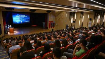 Türk Telekom’un desteğiyle ve Anadolu Üniversitesi ile Anakod Yazılım Akademisi