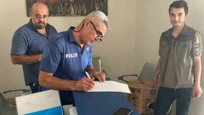 Tokat’ın Erbaa ilçesinde yaralı halde bulunan kızıl şahin koruma altına