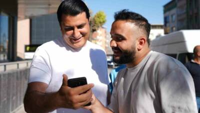 Şehitkamil Belediye Başkanı Umut Yılmaz, mahalle ziyaretleri kapsamında Özgürlük Mahallesi’nde