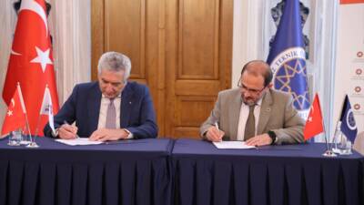 - YTÜ Rektörü Prof. Dr. Eyüp Debik:
- "Temel amacımız, üniversitemiz