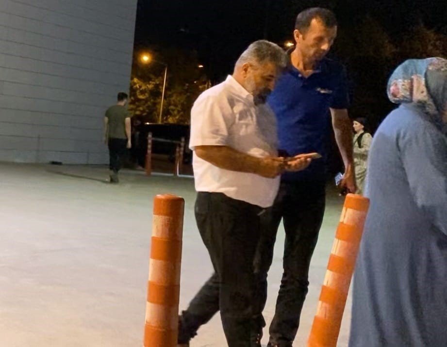 Bursa’nın İnegöl ilçesinde meydana olayda apartmandaki bir şahıs, yüksek ses