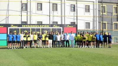 Trendyol 1 Lig ekiplerinden İstanbulspor, eski oyuncuları Zeki Çelik ve