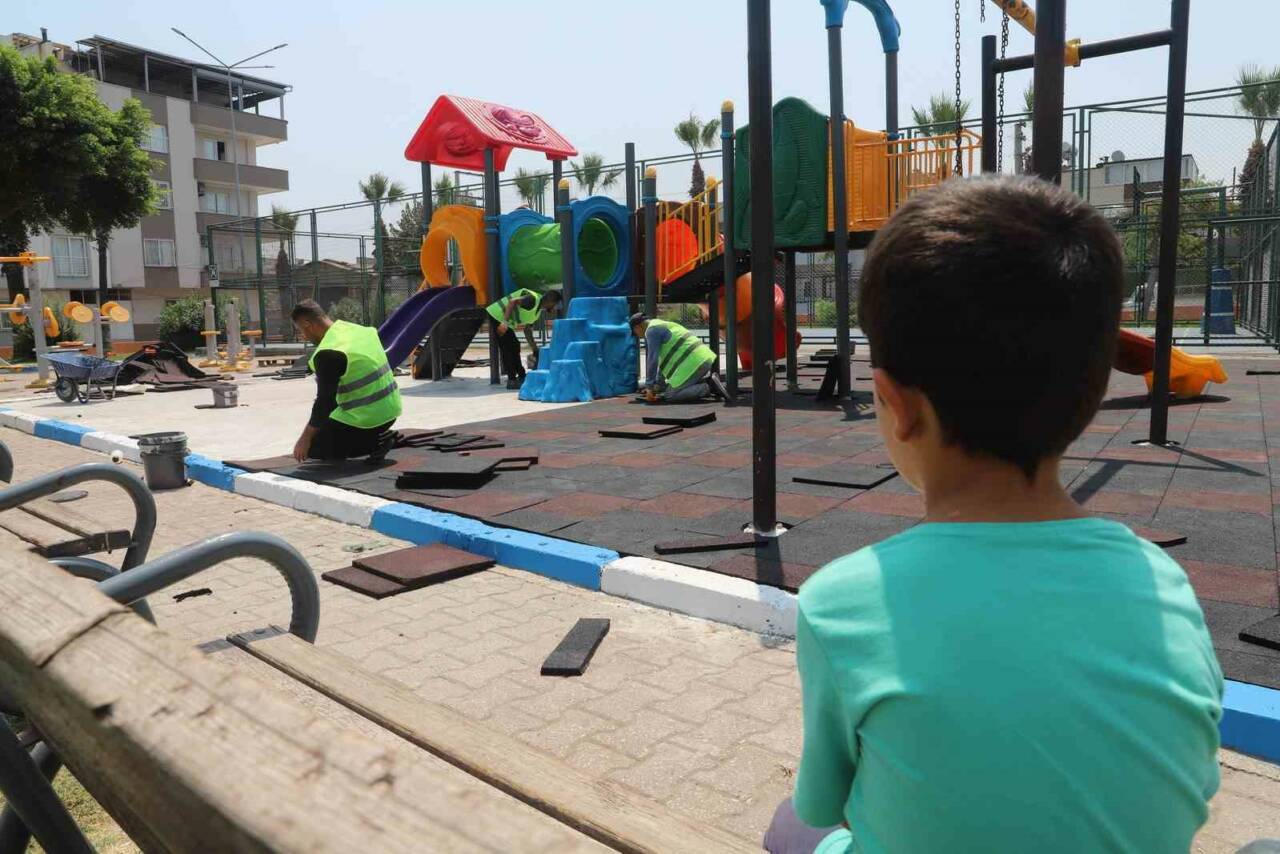 Akdeniz Belediyesi, ilçe genelinde vatandaşların dinlenme ve nefes alma alanı