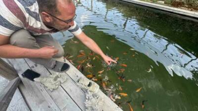 Antalya’nın İbradı ilçesi Ürünlü mahallesinde oturan Selami Bozkurt, çocukluğundaki akvaryum