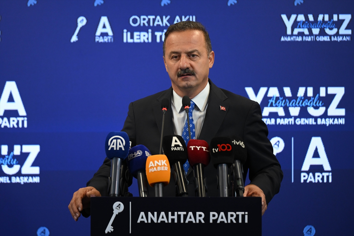 - "Biz Anahtar olarak yürüyeceğiz. Sonuna kadar Türk milletinin sorunlarının