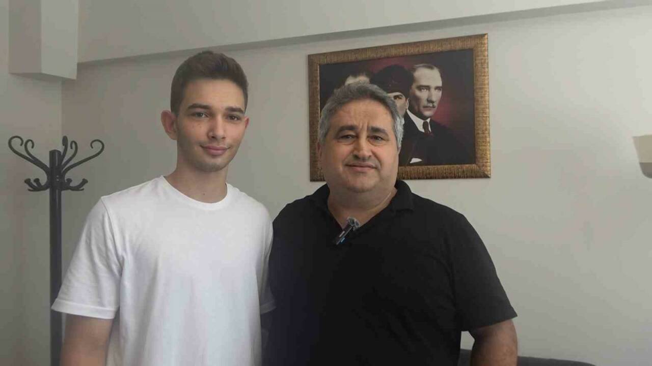 Yalova’da yaşayan 20 yaşındaki Arda Kuzey Keskin, hukuk fakültesine giriş