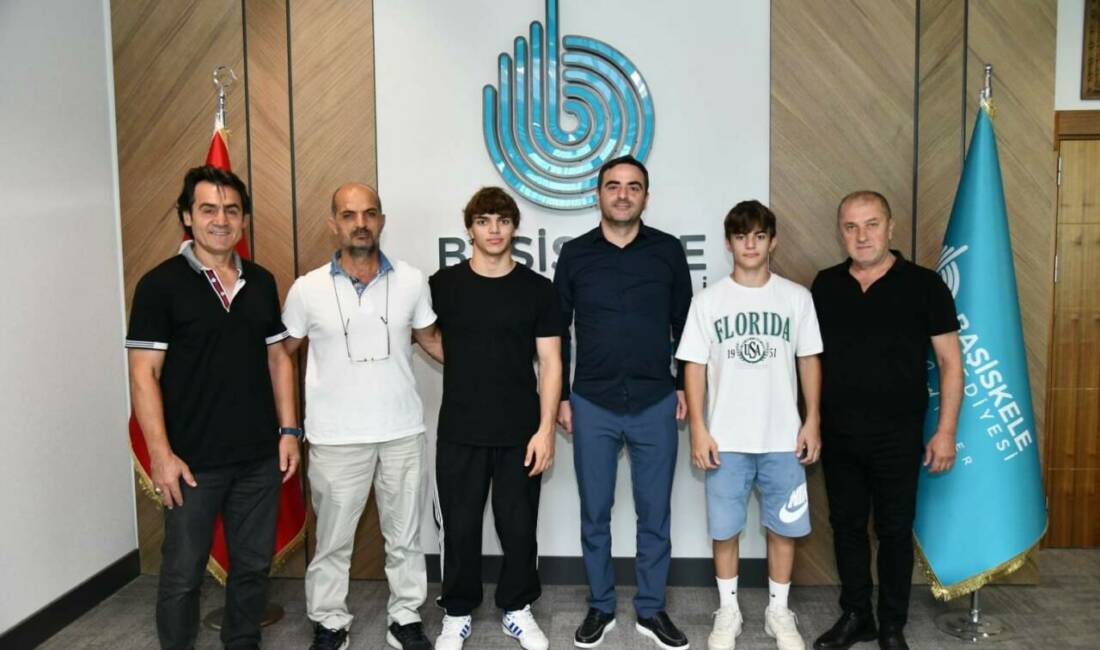 Başiskele Belediye Başkanı Yasin Özlü, sporda Kocaeli’nin gururu olan başarılı