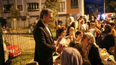 Gemlik Belediyesi, yaz etkinlikleri kapsamında Eşref Dinçer Mahallesi’nde çocuklara yönelik
