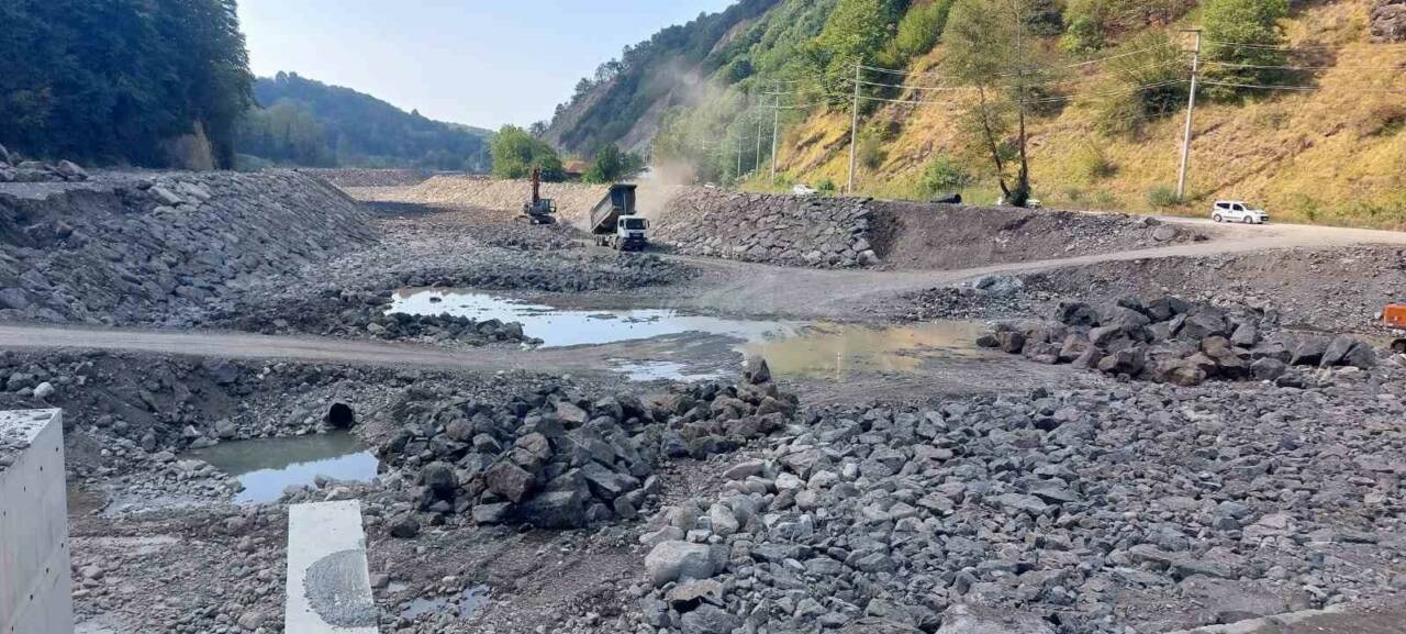 Düzce Belediyesi, yaz aylarında artan sıcaklıklar ve yaklaşık 1,5–2 aydır