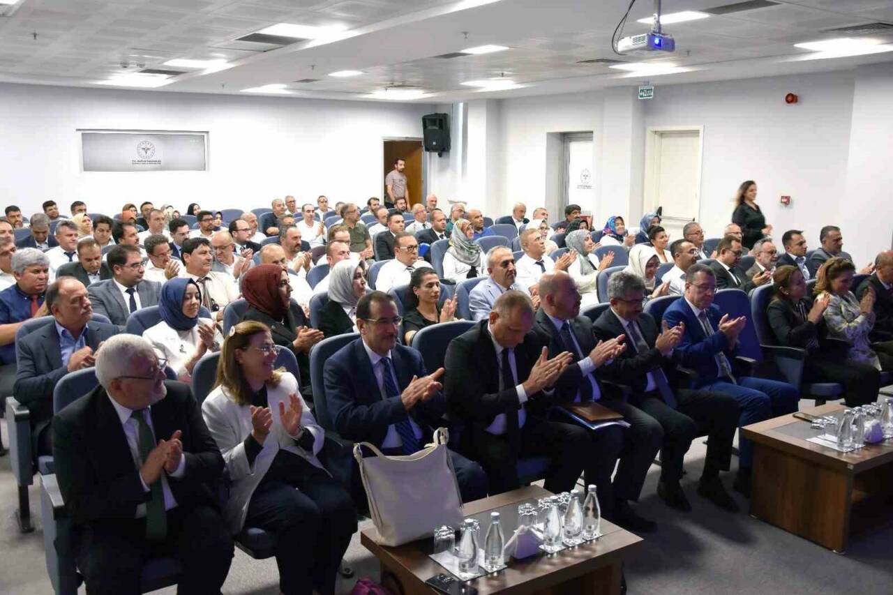 Kamu Hastaneleri Genel Müdürlüğü tarafından planlanan bölgesel istişare toplantılarının ilki