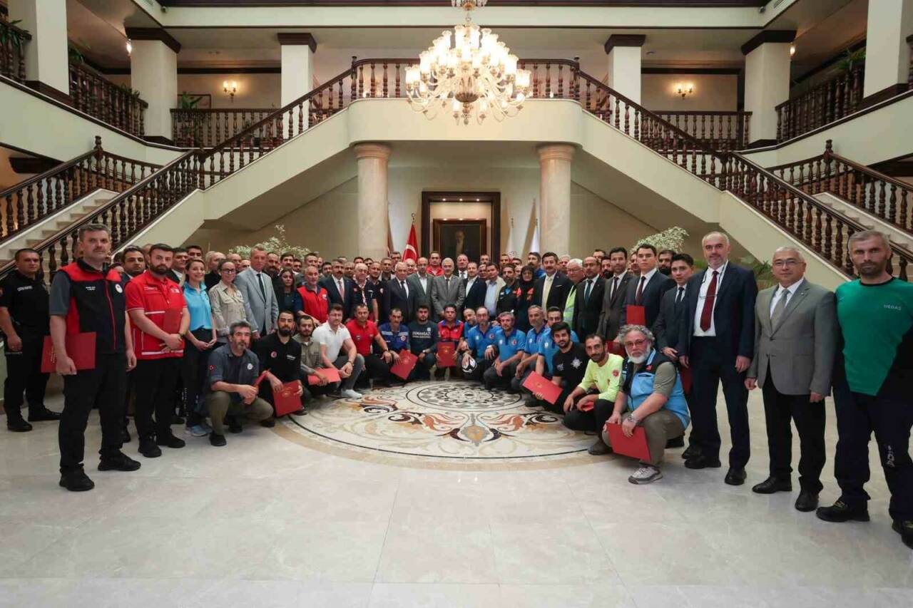 Bursa Valisi Erol Ayyıldız, Bursa ve ilçelerinde meydana gelen orman